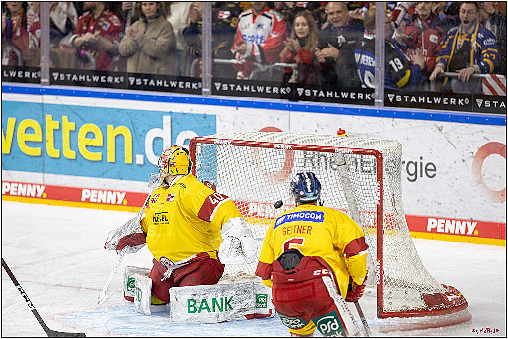 PENNY DEL;  Koelner Haie - Duesseldorfer EG; Koeln, 02.01.2023
